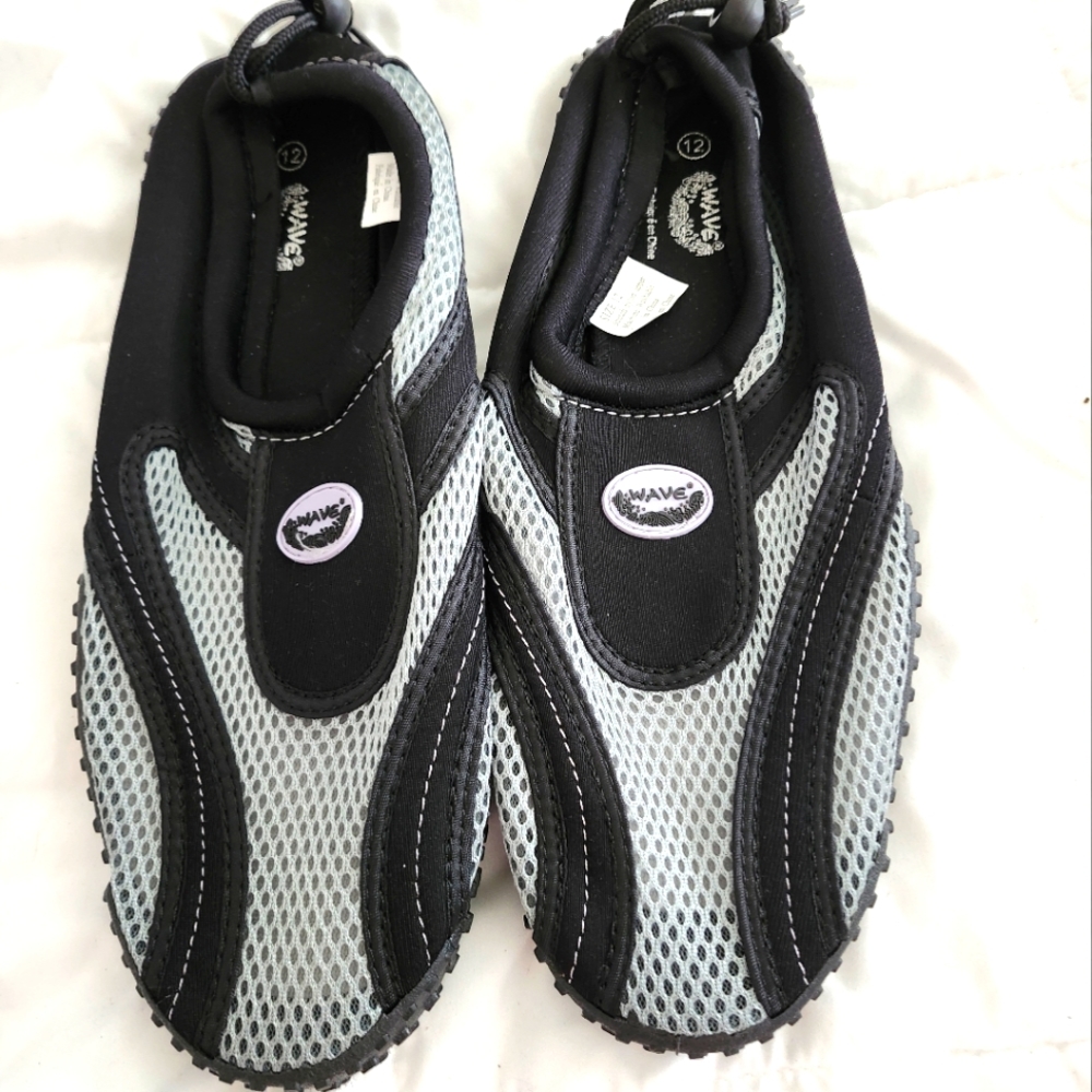 Men' Water Shoes Size 12 NWT